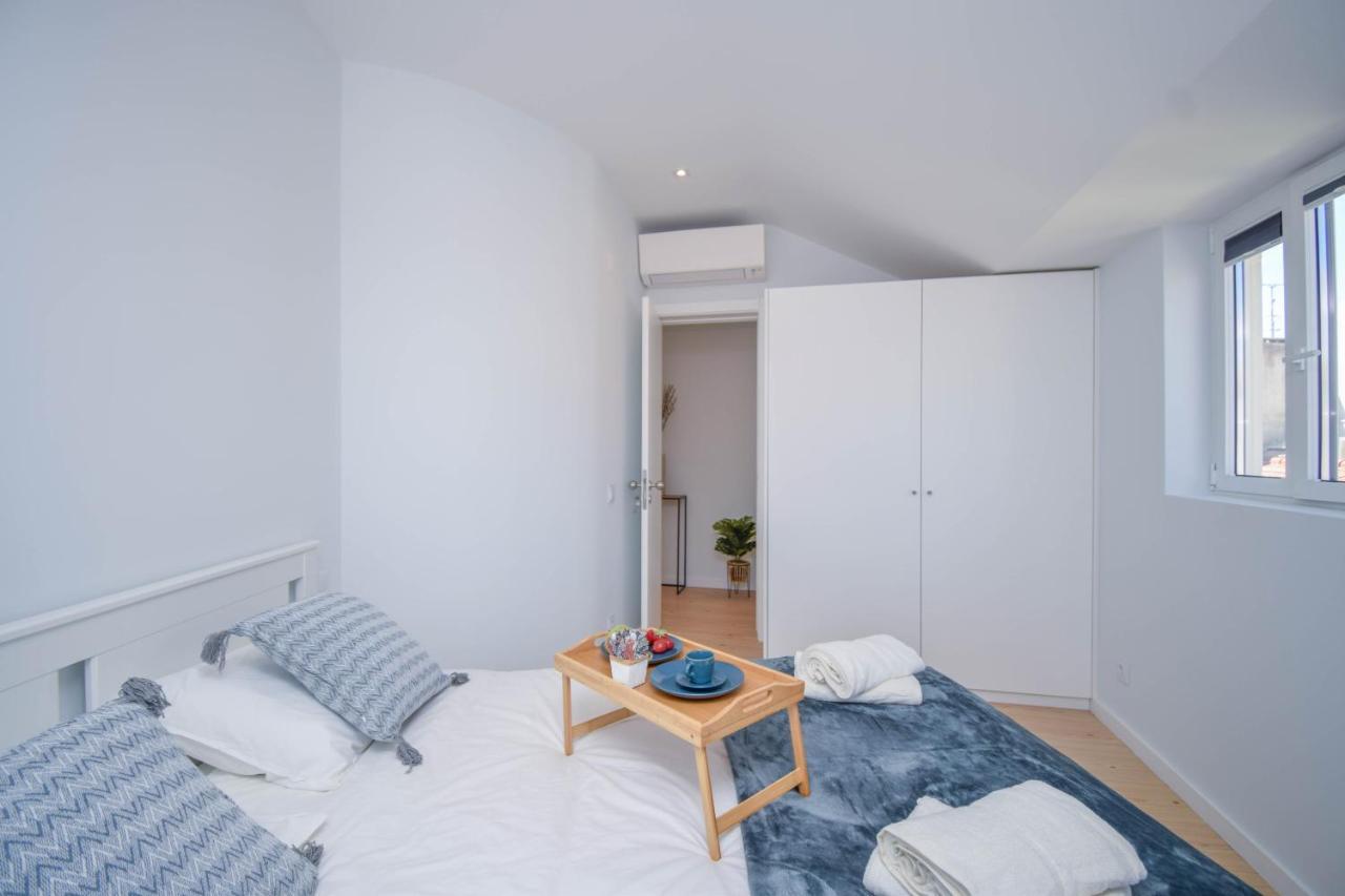 Central & Stylish 2 Bedroom Apartment W/ Balcony Віавіа Zewnętrze zdjęcie