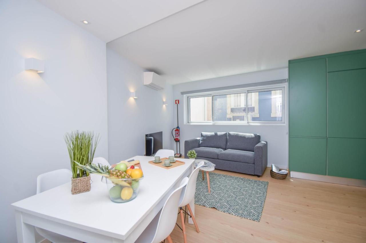 Central & Stylish 2 Bedroom Apartment W/ Balcony Віавіа Zewnętrze zdjęcie